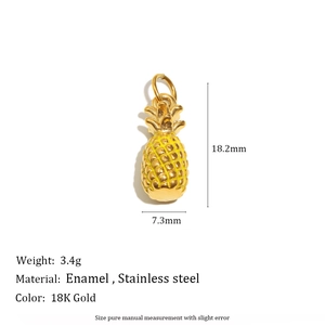Pendentif ananas en acier inoxydable doré 18K avec émail et détails des dimensions exactes