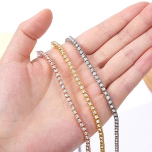 Tres pulseras tennis hip hop en oro, plata y oro rosa con piedras de circonita brillante
