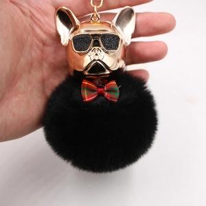 Portachiavi bulldog francese creativo con pompon in ecopelliccia nera e oro