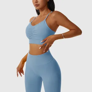 Ensemble de yoga bleu ciel pour femme avec brassière de sport et legging taille haute