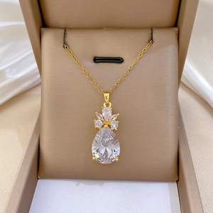 Collier Pendentif Goutte D'eau Zircon Cubique Brillant Cuivre Acier Titane Élégant Chaîne De Clavicule Luxe Femmes
