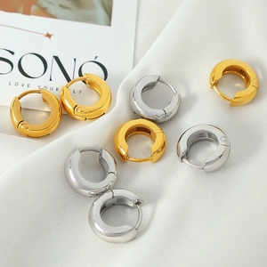 Minimalist geometric round hoop earrings in polished gold and silver stainless steel
