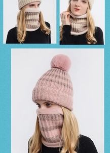 Dettaglio del set cappello e scaldacollo in maglia invernale con morbida fodera in pile