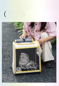 Détail du sac de transport respirant avec trous d'aération métalliques pour chats et chiens