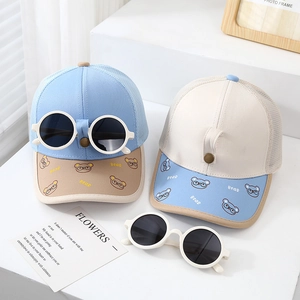 Kinder-Baseballkappe mit abnehmbarer Sonnenbrille, atmungsaktivem Mesh und Bärenprint