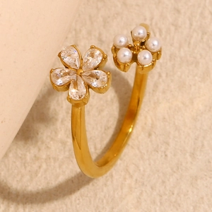 Elegant 18K gold plated flower open ring with white zircon and small pearls for women