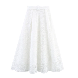 Jupe Midi En Dentelle Blanche Pour Femmes Coupe En A Taille Haute Texture Ondulée Élégante Avec Ceinture