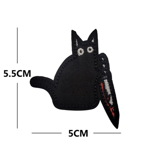 Parche bordado gato negro táctico con daga, insignia moral animal de 5,5x5cm