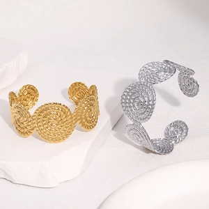Spiral Rope Texture Stainless Steel Cuff Bracelet 18K Gold Plated Vintage Geometric Open Adjustable Jewelry For Women
