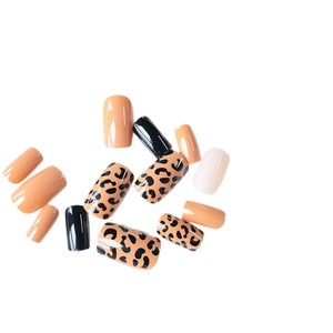 Classic khaki leopard print and black glossy square press-on nails for daily wear