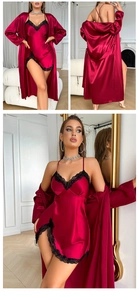 Vue détaillée de l'ensemble de nuit en satin bordeaux avec dentelle et texture soie