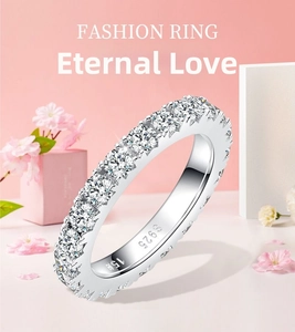 Detailed close-up of S925 sterling silver eternity ring with full circle moissanite inlay