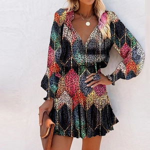 Robe Mini pour Femmes Col en V Manches Longues Imprimé Floral Élégante Taille Haute Coupe Trapèze Style Mousseline Ourlet à Volants