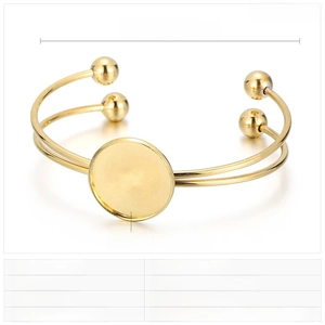 Vue détaillée du bracelet en acier doré avec base ronde de 22mm et dimensions précises