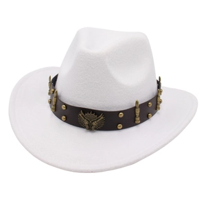 Chapeau de cow-boy en feutre blanc avec bande en cuir marron et écusson d'aigle en métal