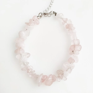 Polished natural rose quartz chip bead bracelet with silver lobster clasp and extender