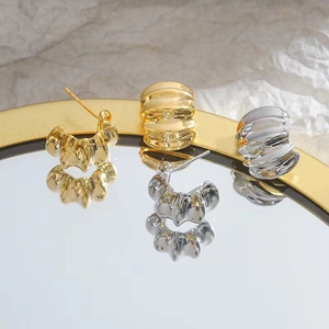 S925 silver C-shape earrings with irregular folded texture in gold and silver finish