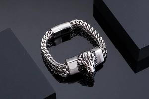 Polished stainless steel men's lion head bracelet with heavy metal braided chain links
