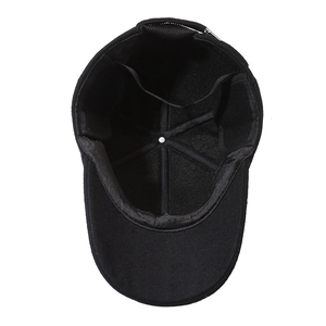 Berretto da baseball invernale da uomo nero con struttura interna a 6 pannelli e fascia