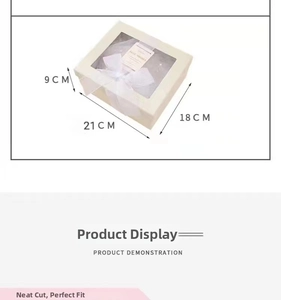 Detailed product dimensions for the white square gift box with window, 21x18x9 cm