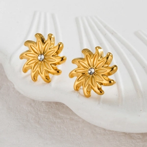 Élégantes boucles d'oreilles tournesol en or 18K avec pierre de zircone brillante