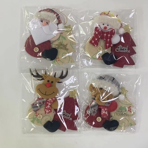 Set di 4 decorazioni natalizie con Babbo Natale, pupazzo di neve, renna e orsetto in stoffa