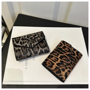 Mini borse a busta con stampa leopardata in pelle grigia e marrone per donne alla moda