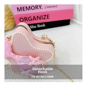 Détail du sac étoile rose pour filles avec crochet amovible et bordure en perles