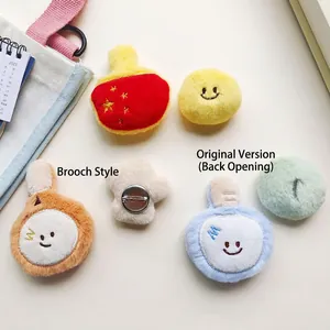 Cartoon racket plush brooches with cute smiley face and bear embroidery patterns