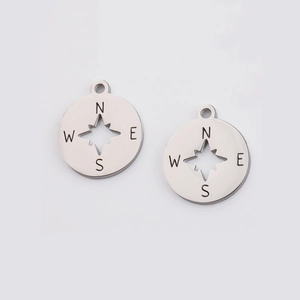 Compass Pendant Charms Stainless Steel Round Hollow Star Engraved Mirror Polished For DIY Jewelry Making Accessories