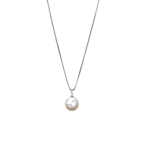 Minimalist pearl pendant necklace with elegant silver box chain on white background