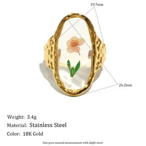 Vintage 18K gold plated stainless steel oval ring with pink dried flower and resin