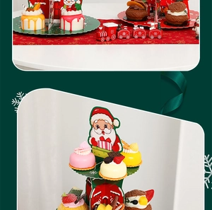 Support à cupcakes de Noël à trois niveaux avec figurine Père Noël et petit train rouge