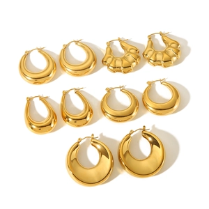 Minimalistisches 18K vergoldetes Edelstahl-Ohrring-Set mit verschiedenen geometrischen Formen