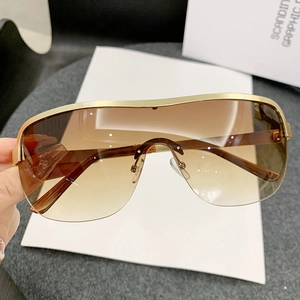 Outdoor cycling oversized sunglasses with golden metal frame and brown gradient lenses