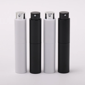 Portable 10ml travel perfume atomizer set with rotatable spray pump in black and white