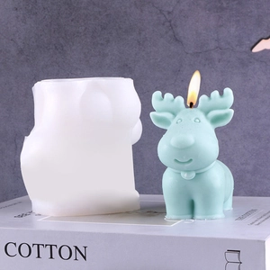 Christmas reindeer silicone mold for DIY handmade candles and decorative resin crafts