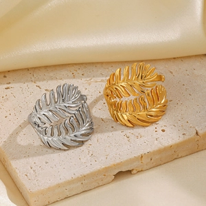 Adjustable stainless steel palm leaf rings in gold and silver finish for women