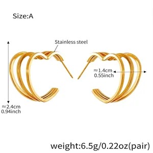 Tabella dettagliata delle taglie con dimensioni degli orecchini a triplo cuore in oro