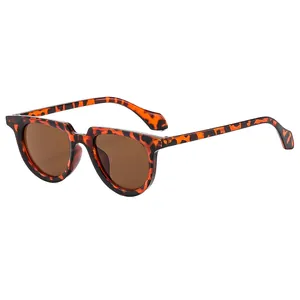 Fashionable tortoise frame sunglasses with brown lenses and retro full-rim eyewear design