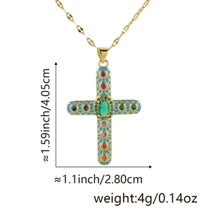 Dimensions détaillées du pendentif croix dorée avec zircons colorés et émail bleu
