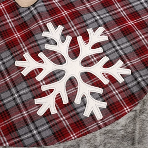 Classic 120cm red and grey plaid Christmas tree skirt with white snowflake embroidery decoration