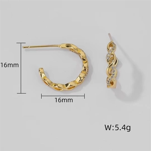 Boucles d'oreilles créoles dorées en C avec design torsadé et cristaux, 16x16 mm