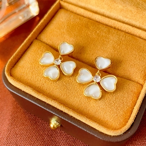 Boucles D'oreilles Puces Fleur Coeur Style Français Avec Résine Zircon Cuivre Et Tige En Argent Pour Femme Élégant