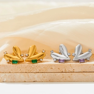 Titanium steel heart-shaped stud earrings with gold and silver gemstone accents
