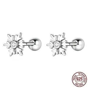 Elegant S925 sterling silver snowflake stud earrings with sparkling cubic zirconia centers