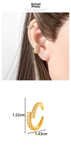 Detailed size chart of a U-shaped gold ear cuff with pavé zircon stones and model view