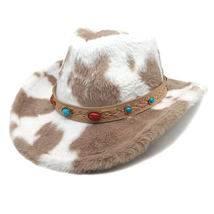 Chapeau de cow-boy en peluche motif vache avec ruban en cuir et pierres gemmes