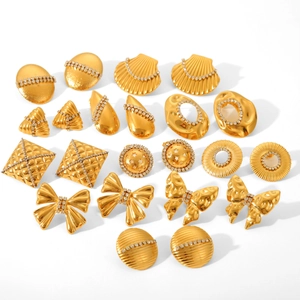 11-piece set of 18K gold-plated stainless steel earrings with bow and geometric designs