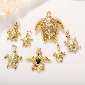 Gedetailleerde set gouden schildpadhangers met zirkoon voor DIY-sieraden